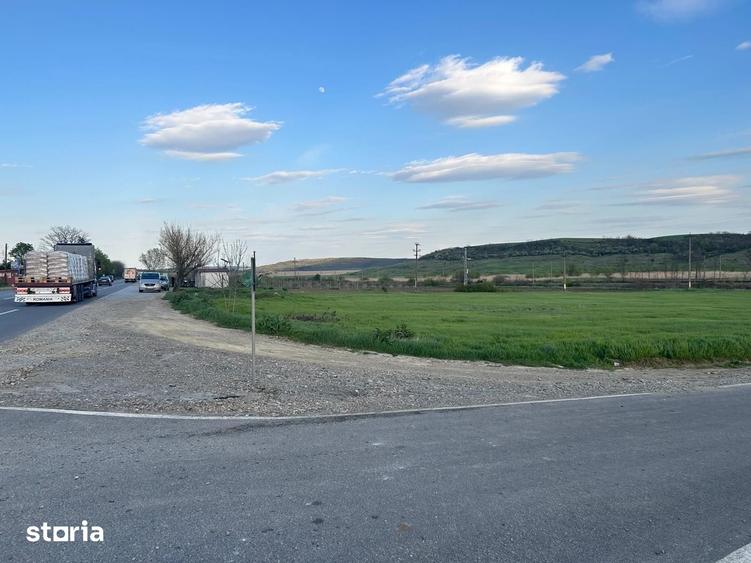 Teren de 10900 mp, în Bălțați