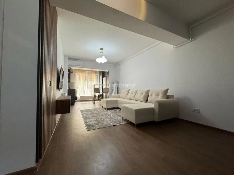Apartament cu 2 camere semidecomandat, mobilat în Apărătorii Patriei Apartament cu 2 camere semidecomandat, mobilat în Apărătorii Patriei