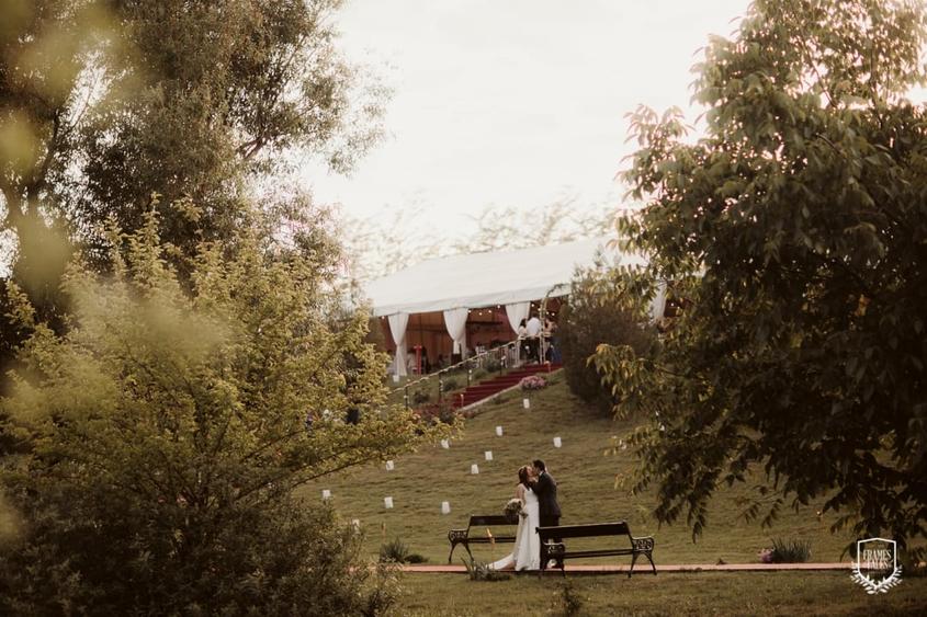 Cort evenimente cu deschidere la lac. Nunti si evenimente programate si in 2026! - 13