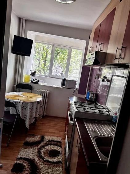 Apartament cu 2 camere semidecomandat-Tătărași/Piața Chirilă - 4