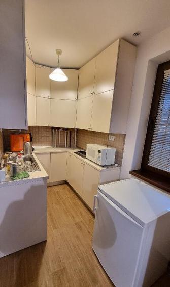 Garsoniera Brancoveanu, Alunisului, parter, curte proprie, bloc 2015 - 5