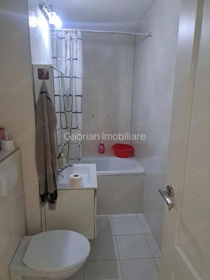 Apartament cu 3 camere in zona Rogerius - Oradea (106 mp)