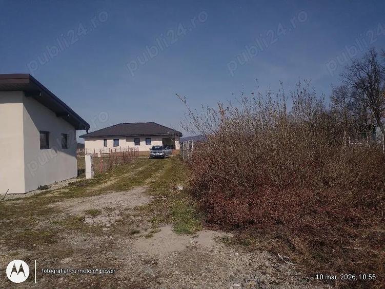 Lapusel zona de case noi,9 ari ari intravilan - 2