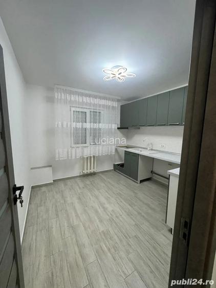 Vand garsoniera decomandata.