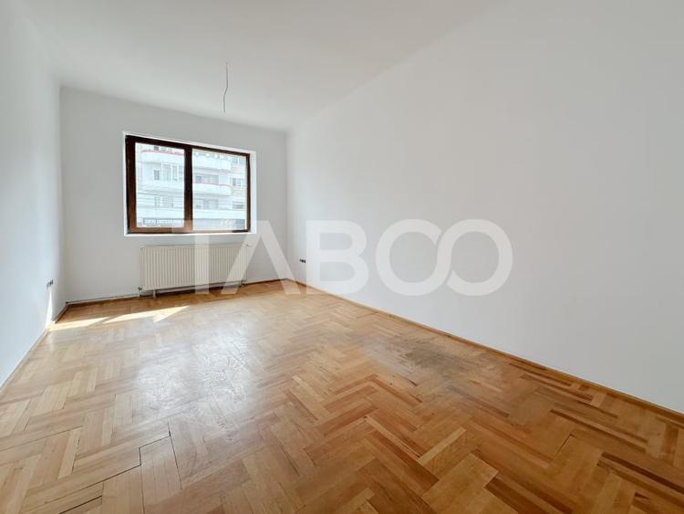 Apartament cu 2 camere decomandate in Centru pretabil si pentru birou - 2