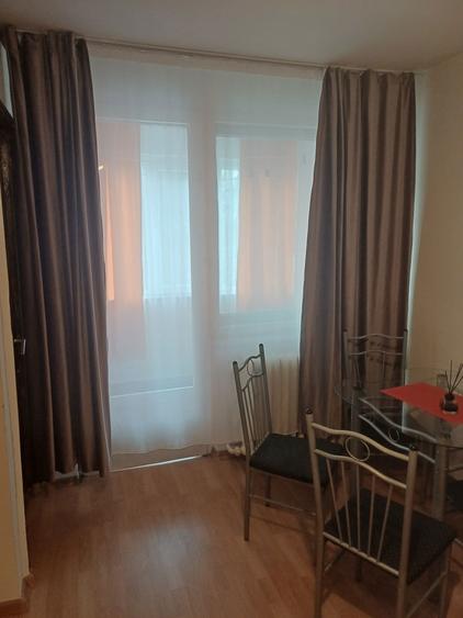 Inchiriez garsoniera mobilata si utilata Brazda etajul 1 - 6