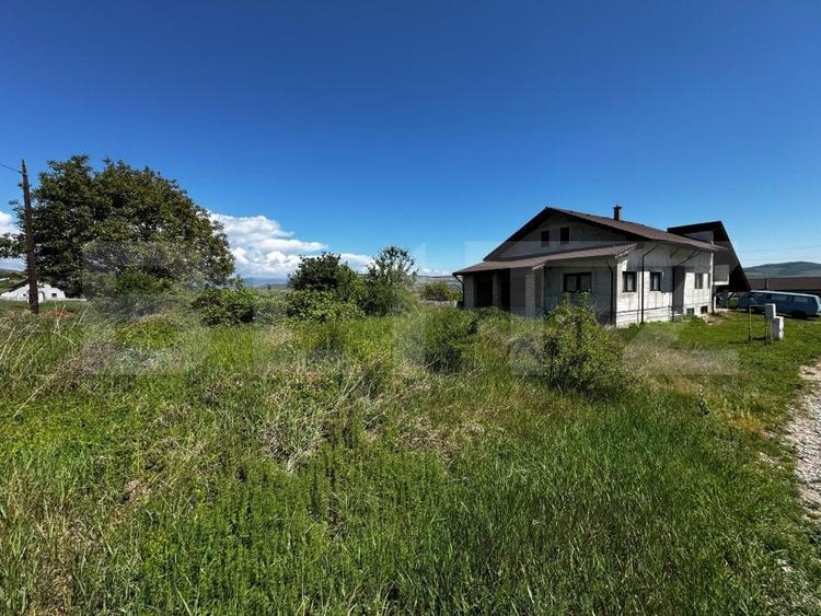 Casa individuala, de vanzare, cu 4 camere,  250 mp utili, zona Micesti - 13