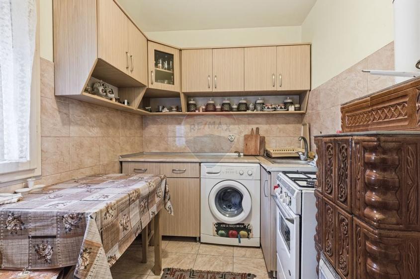 Apartament 2 camere de vanzare in zona Ultracentral,  Sebis - 1