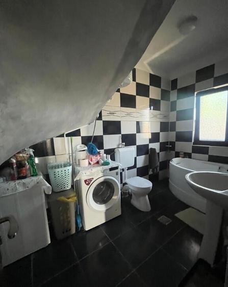 Casa tip duplex P+1+M | 200 mp utili | Curte 300 mp | 5 min. Bucuresti - 6