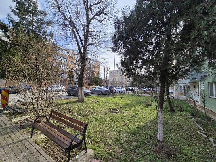 Apartament 3 camere decomandat, 91 mp, etaj 2, Vlaicu comision 0 - 2