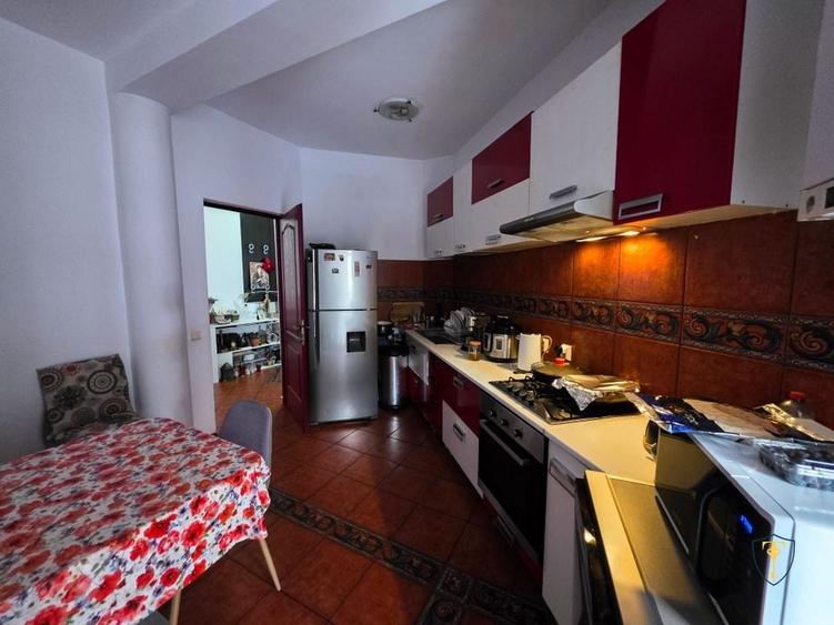 Apartament spațios cu terasă de 40 mp în vilă modernă Buna Ziua - 14