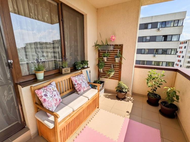 Direct proprietar | 3 camere | Et. 5/6 | 72,6 mp (84,7 mp total) | Parcare - 1