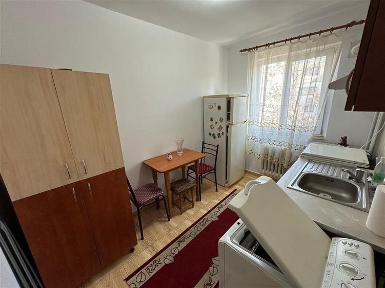 Vanzare apartament cu 2 camere, Podu Ros - Bulevardul Socola - 7