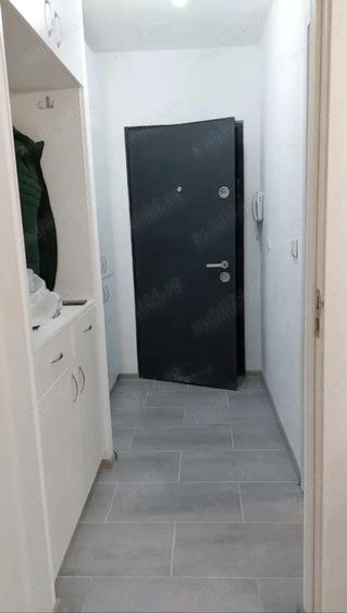 Inchiriez ap.o camera in zona Iulius Town, et.2, suprafata utila de 30 mp. - 6