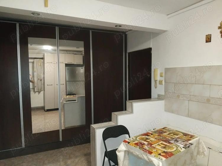 Apartament cu doua camere de vanzare - 2