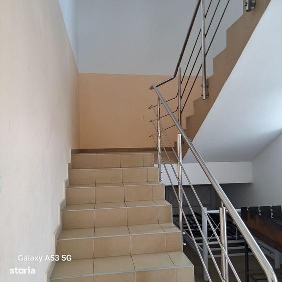 Spațiu comercial, de 630 mp, în Central