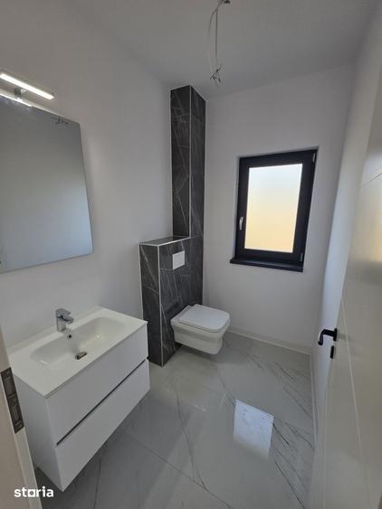 Casă cu 5 camere cu Teren 350 Mp în Becicherecu Mic