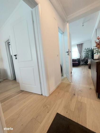 Casă cu 4 camere cu Teren 450 Mp în Central