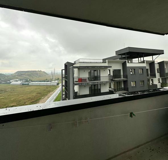 Apartament cu 2 camere semidecomandat, mobilat în Hărmanului