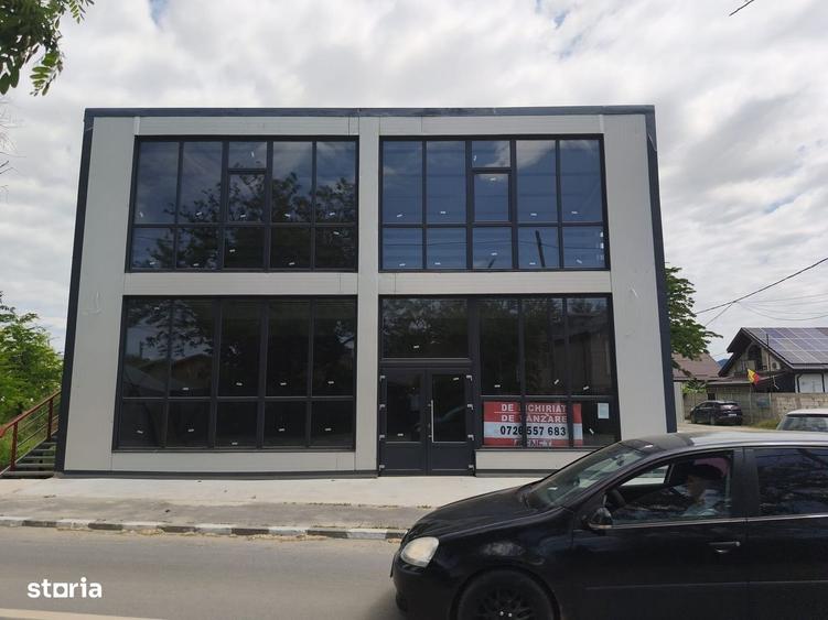 Spațiu comercial, de 375 mp, în Central
