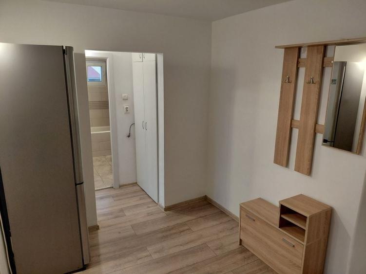 Apartament cu 2 camere decomandat în Cetate