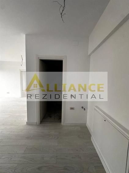 Apartament cu 3 camere decomandat în Fundeni