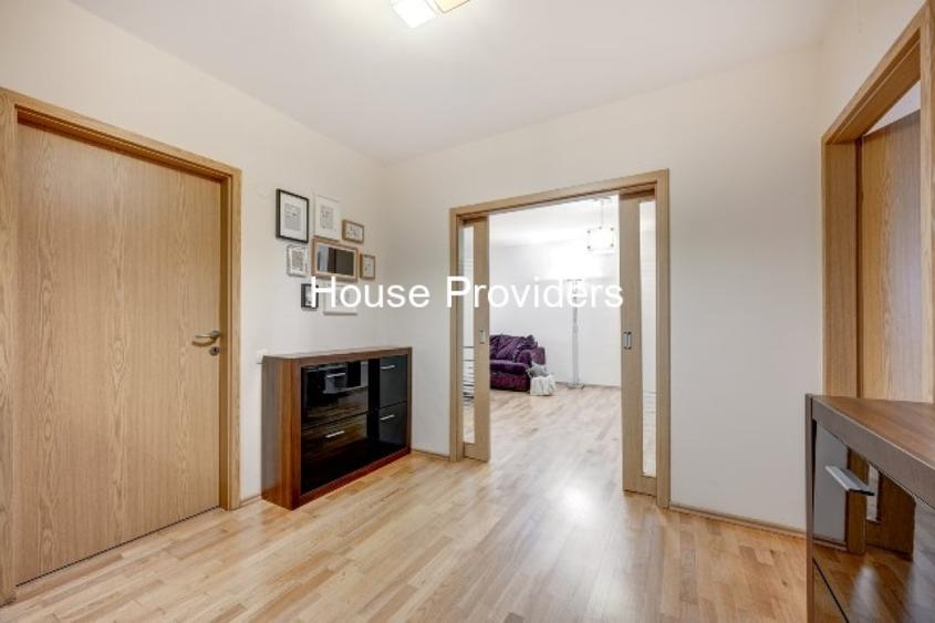 Apartament cu 3 camere, mobilat în Floreasca