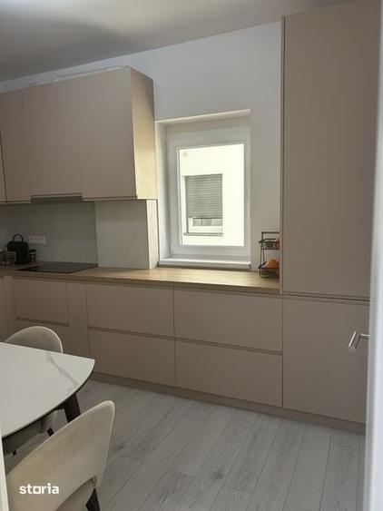 Apartament cu 3 camere decomandat în Ștrand