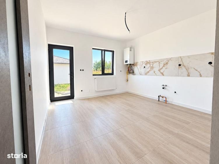 Casă cu 3 camere în Dancu