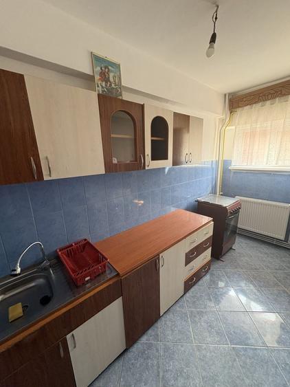 Apartament cu 2 camere decomandat în Exterior Vest