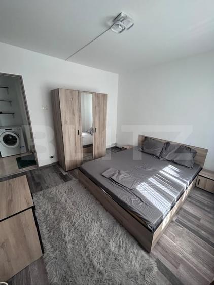 Apartament cu 4 camere decomandat, mobilat în Găești