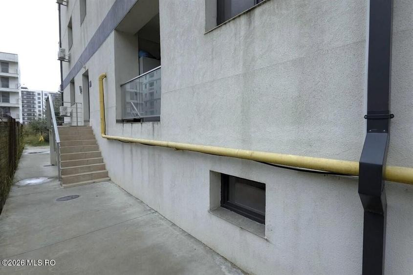Apartament cu 2 camere semidecomandat, mobilat în Năvodari