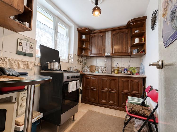 Apartament cu 2 camere nedecomandat în Brâncoveanu