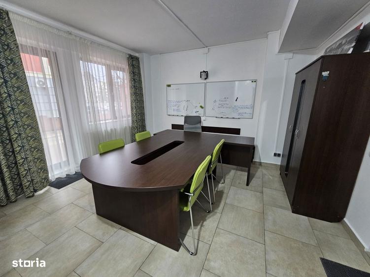Spațiu comercial, de 25 mp, în Găvana