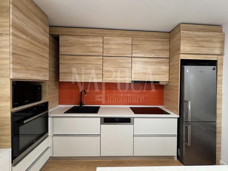 Apartament cu 3 camere semidecomandat în Florești