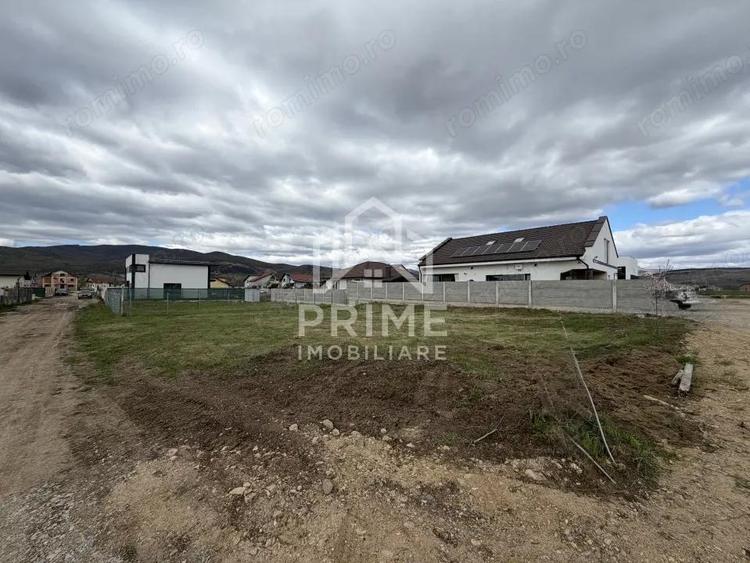 Teren intravilan 450 mp | ORIZONT | Alba Iulia | TOATE UTILITATILE | 2 fronturi - 1