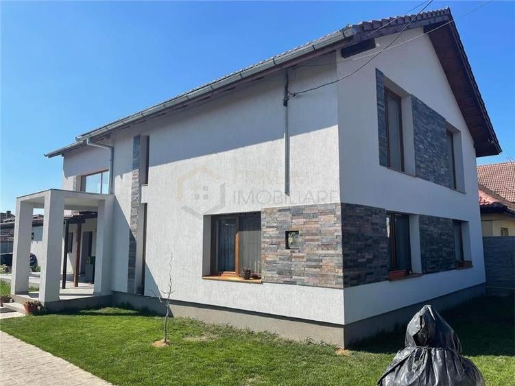 RONAT - Casa Individuala - 6 cam - 3 bai - Piscina - Terasa - Garaj 56mp - Panou - 3