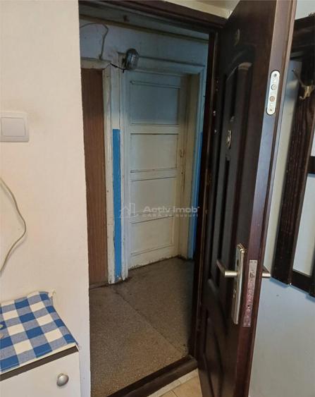 Camera- de inchiriat - Tractorul - 8