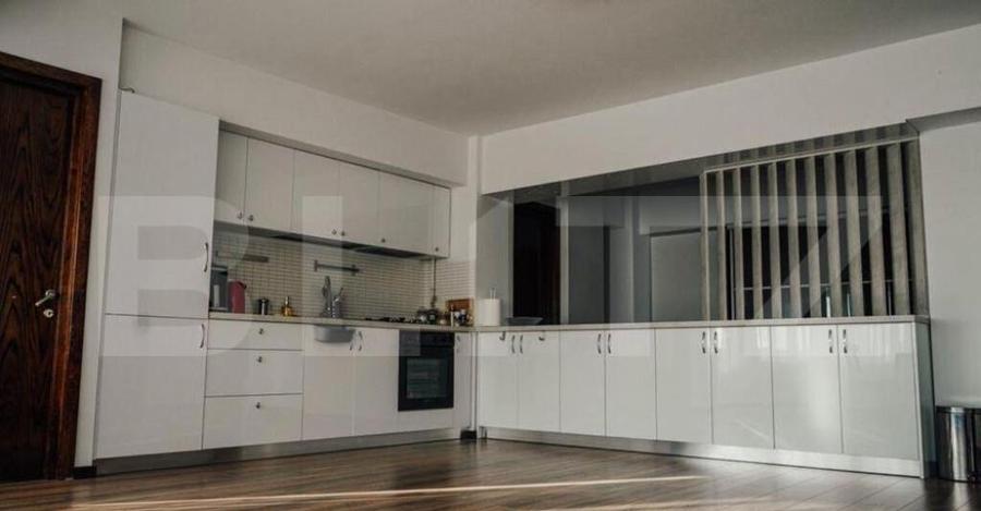 Apartament 5 camere, 200 mp, zona Policlinica - 3