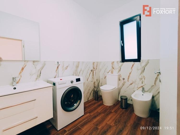 Casa tip triplex cu priveliste de vis in Giroc - V7245 - 22