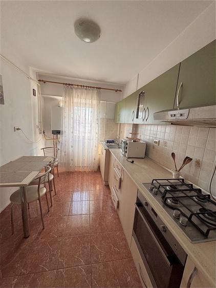 Apartament 3 camere, 2 bai, decomandat - Gara-Centru - 7