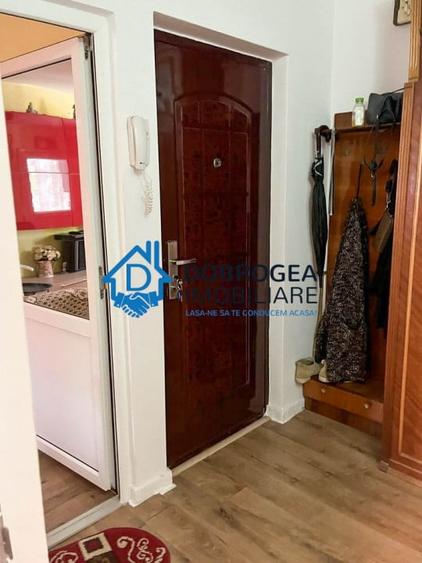 STRADA GAVRILOV CORNELIU-2 CAMERE DECOMANDAT, UTILAT, ETAJ 2. - 5