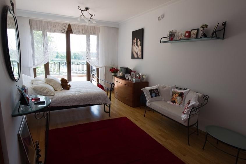 Viață la Superlativ – Vilă Spațioasă cu Piscină, Jacuzzi și Teren de Baschet - 9