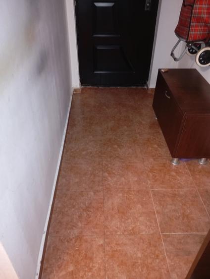 Titan, Piata 1 Decembrie 1918, str. Postavarul - 3