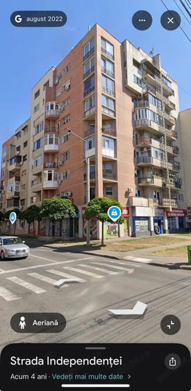 Garsonieră decomandată în Central