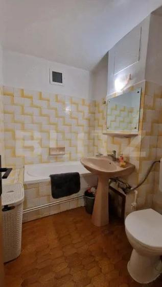 Apartament 2 camere, 52 mp, zona Soarelui - 1