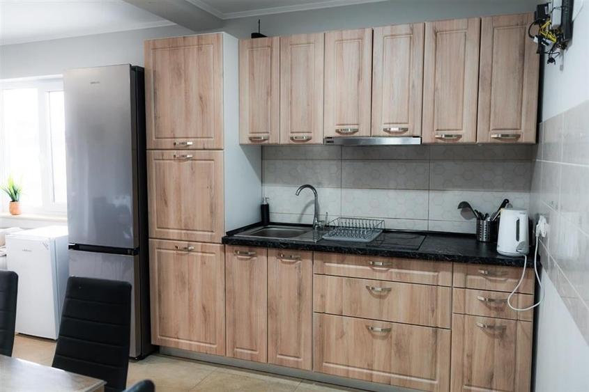 RECO, VILA MODERNA 7 DORMITOARE, BAILE 1 MAI - 5