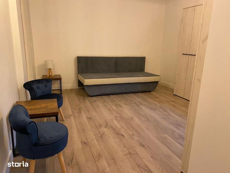 Garsoniera , et 2,str Victoriei ,in zona Pronto - 2