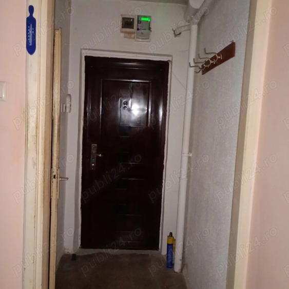 Particular Apartament 2 camere Valea Rosie - 6