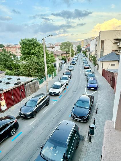 Vila in zona Mosilor / D+P+1+M/ Ideala  Birouri, Clinica, After school-330 mp - 14